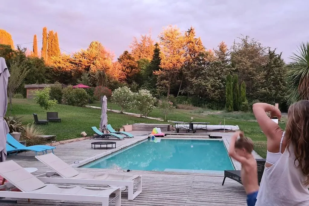 Chalet Bois Cosy Avec Piscine Aix Nature Aix-en-Provence